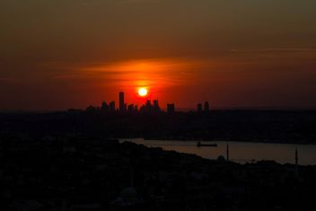 Architecture of Istanbul at sunset - бесплатный image #338547
